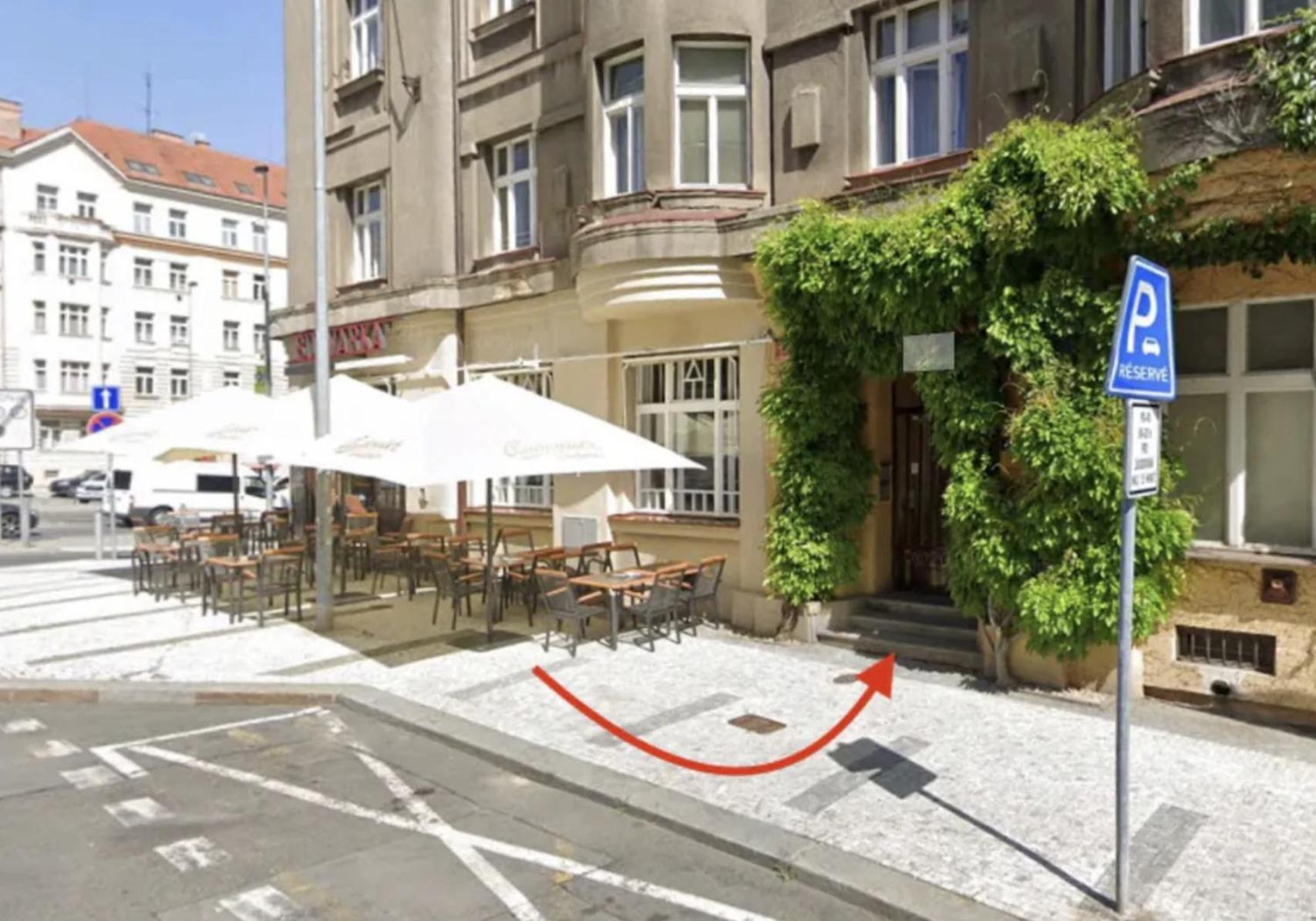 Lokalita U Prazskeho Hradu! Appartement