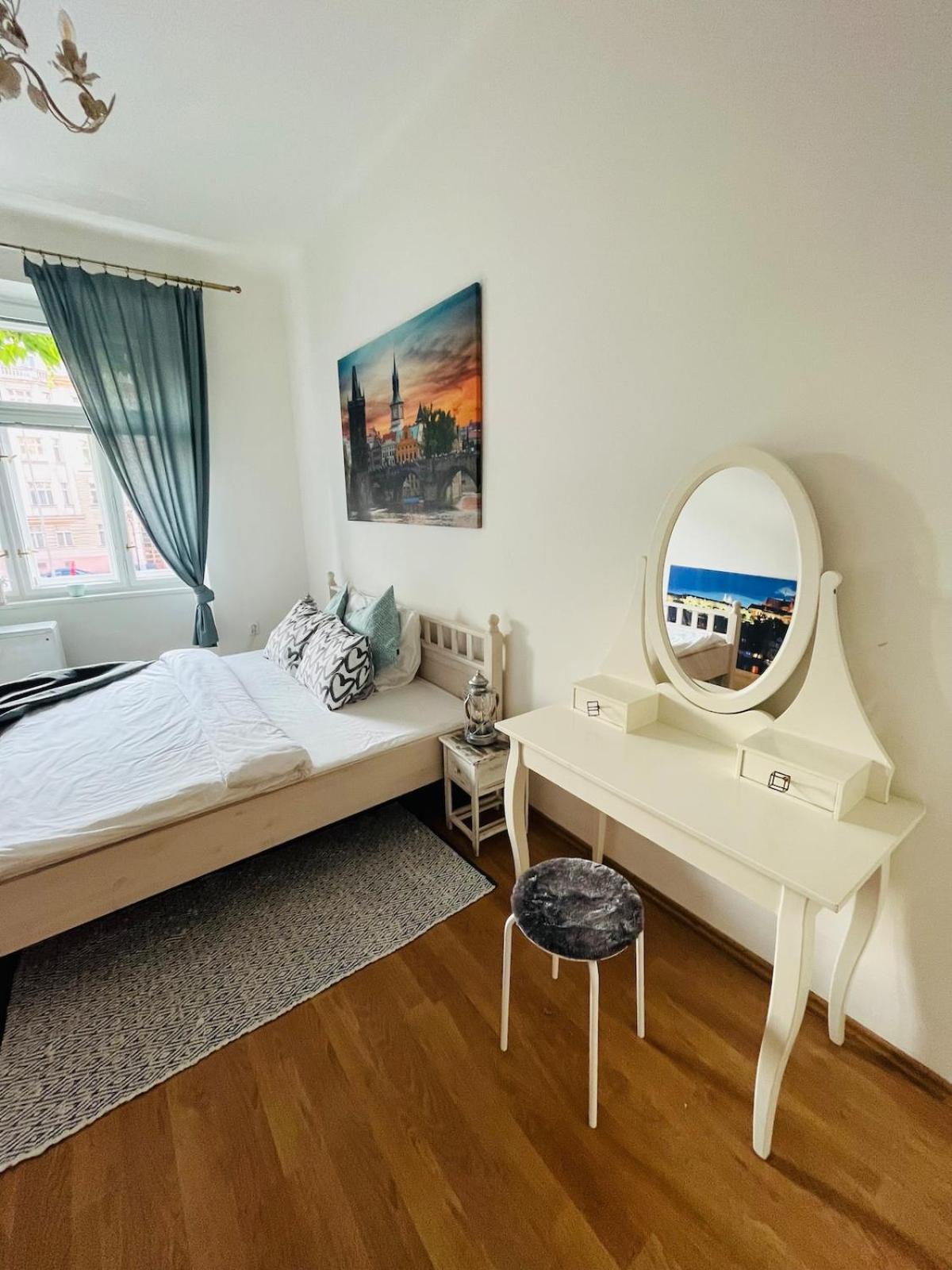 Appartement Lokalita U Prazskeho Hradu! Praag
